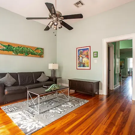 Alligator Alley Apartment